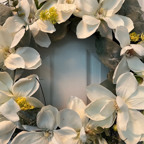 Ashland Floral Wreath - Picture 2 of 4